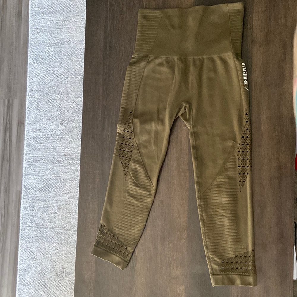 Gymshark energy seamless crop pants